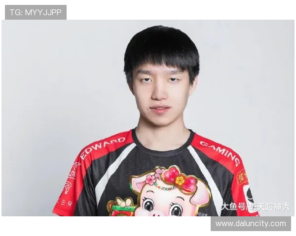 V5战队在世界大师赛积分榜中以98分稳居第一位置，其他战队紧随其后