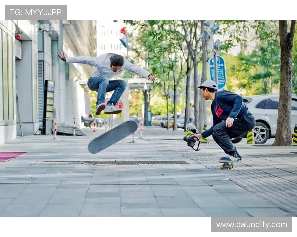 北京滑板队的力量与技术探讨：滑板运动在城市文化中的崛起与发展