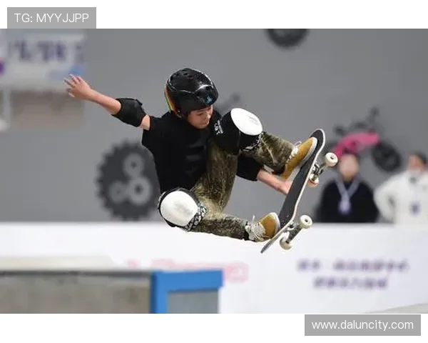 南京滑板队在滑板精英赛中的精彩表现与实力分析