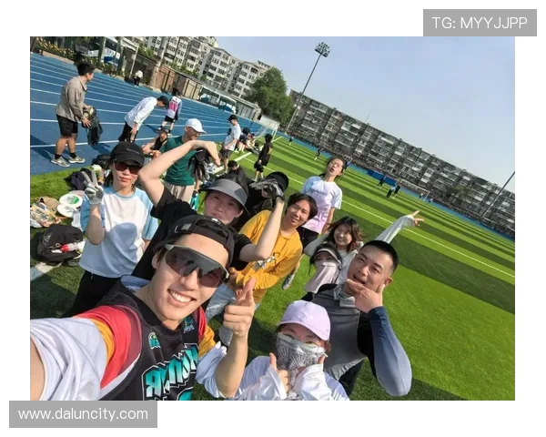 广州飞盘队在全国配合排行榜中荣获第六名展现实力与团队合作精神