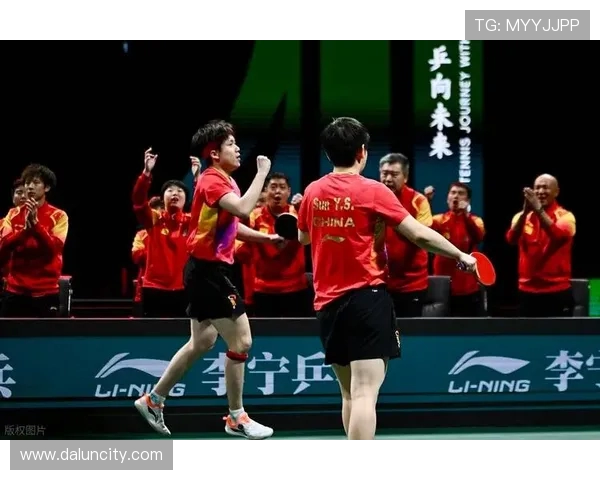 成都乒乓球队在欧锦赛中的强劲表现与战术分析 成都乒乓球队在欧锦赛中的强劲表现与战术分析