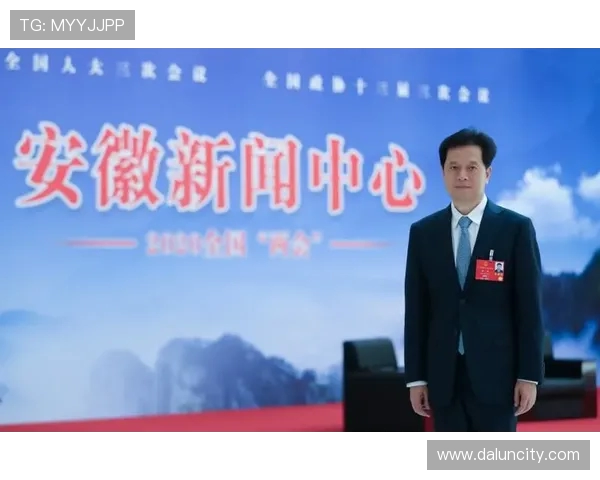 杨军专访揭秘滑板行业成功秘诀与未来发展趋势