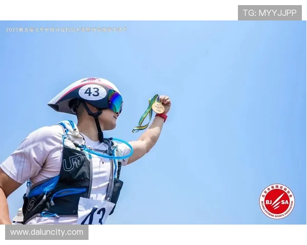 杭州滑板队在城市马拉松积分榜中以70分稳居第一名引发关注