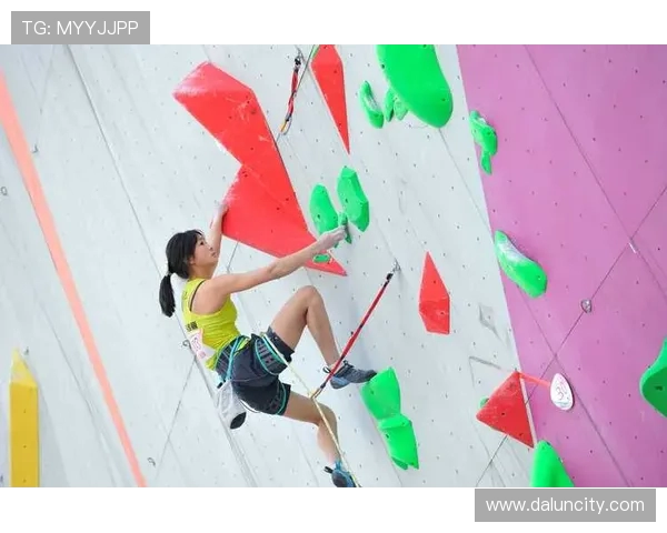 武汉街舞队在攀岩联赛中的团队协作表现分析与点评