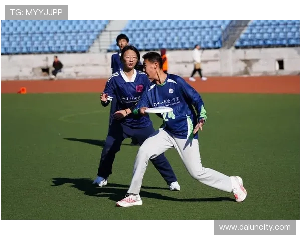 武汉飞盘队在极限运动嘉年华中的精彩表现与技术分析