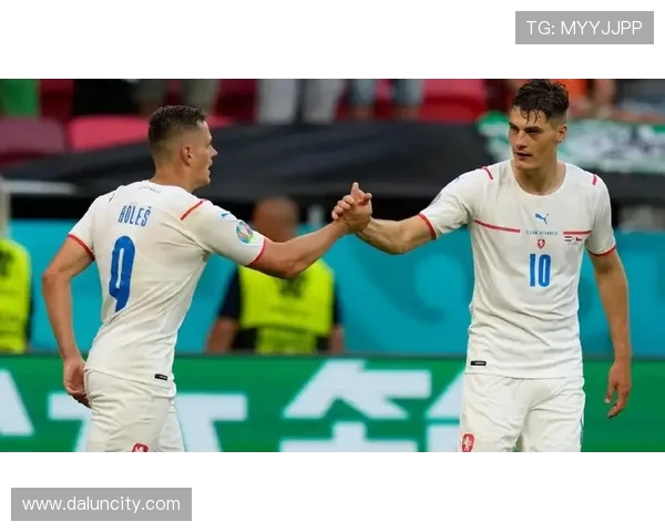 波兰与捷克激战成和双方在比赛中展现精彩表现与战术较量