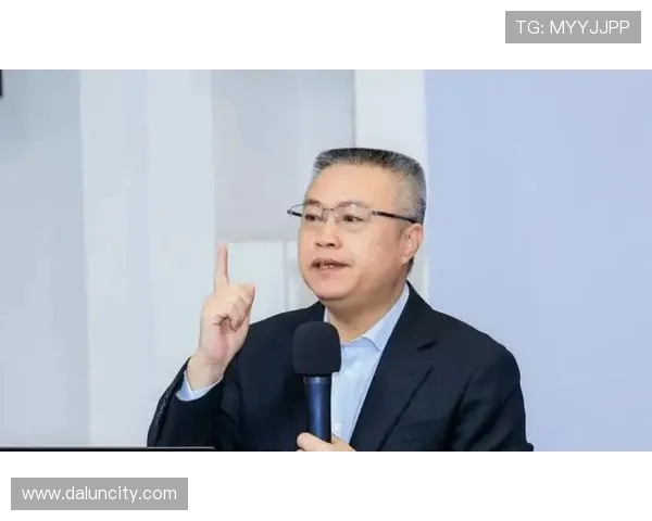 深圳乒乓球队逆风翻盘的创新之路与未来展望 深圳乒乓球队逆风翻盘的创新之路与未来展望