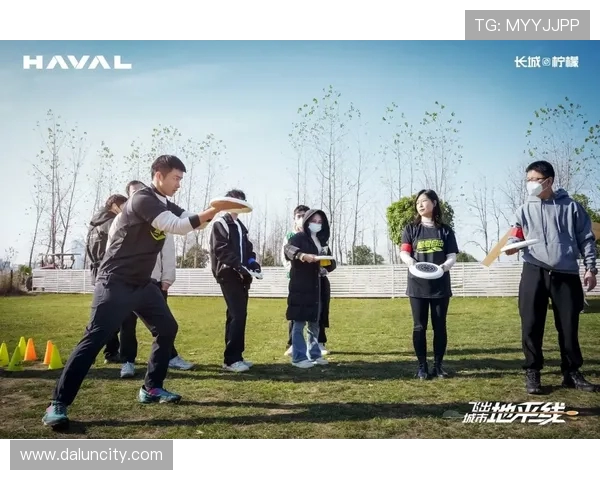 上海飞盘队边路渗透战术解析与热点动态深度解读