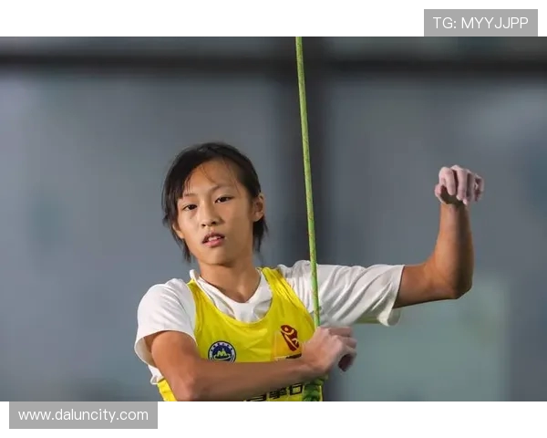 南京攀岩队与西安攀岩队赛后状态分析与表现对比